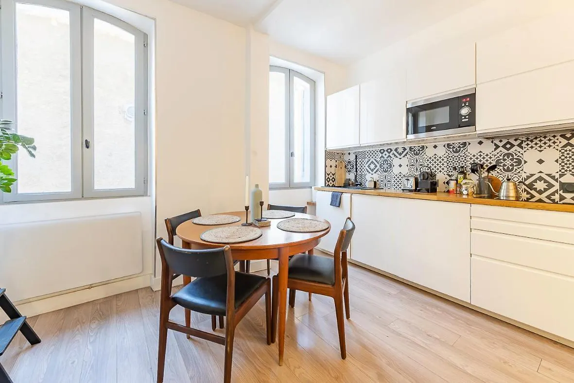 Appartement Belle Renovation Moderne Au Coeur Du Panier à Marseille